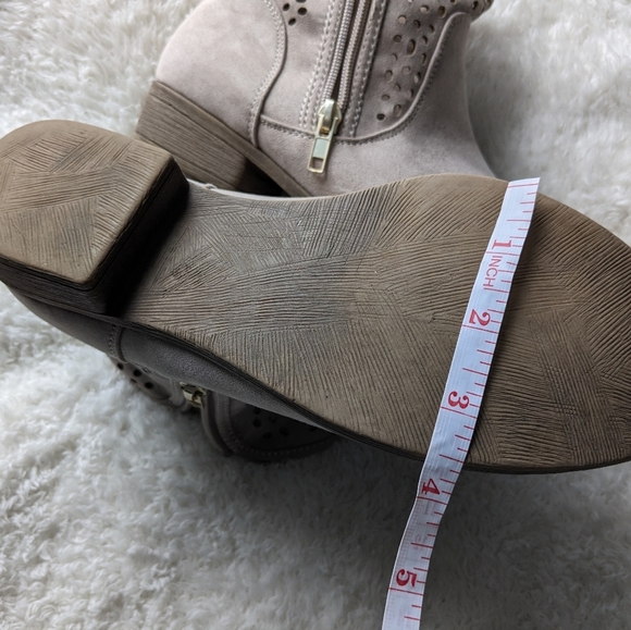 Ankle Boots Beige (refer to pictures for measurem… - Picture 8 of 14
